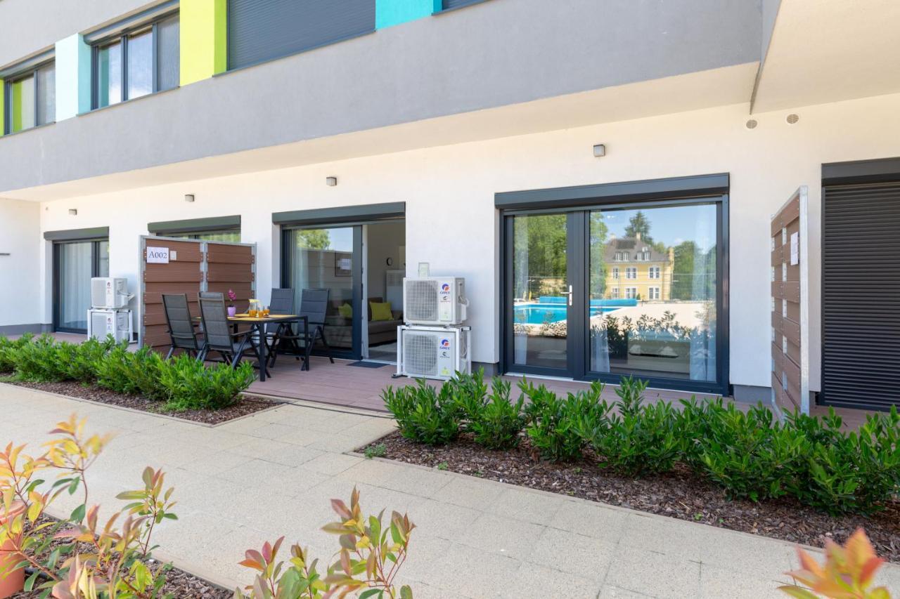 Pauzo Balaton Aparthotel Balatonföldvár Exteriör bild