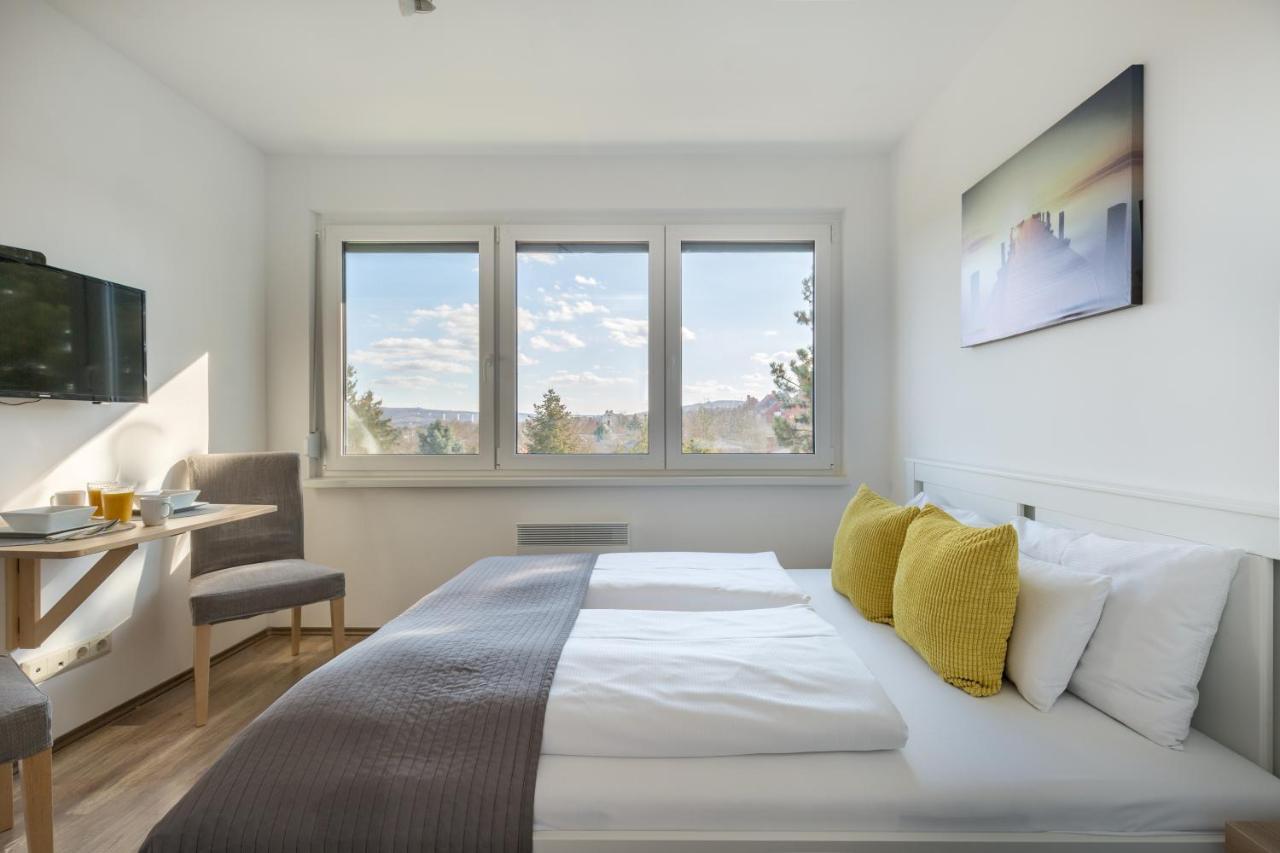 Pauzo Balaton Aparthotel Balatonföldvár Exteriör bild
