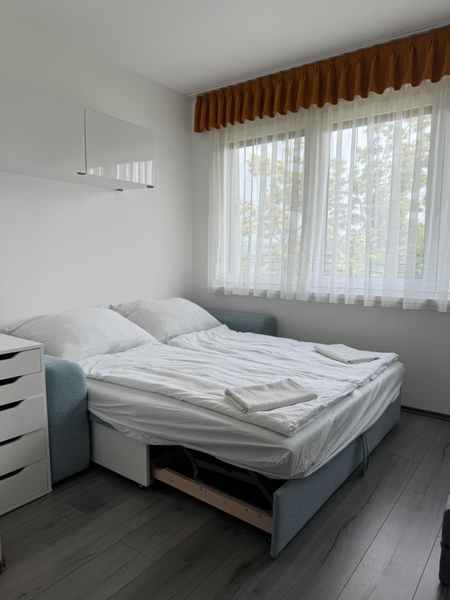 Pauzo Balaton Aparthotel Balatonföldvár Exteriör bild